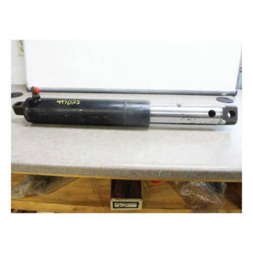 497023 | Header Lift Cylinder | Gleaner L L2 L3 M M2 M3 |  | 71180443