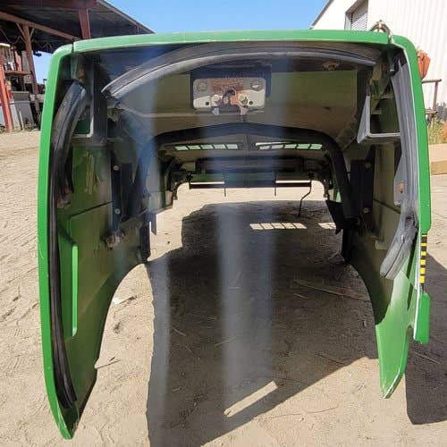464474 | Hood | John Deere 9620 9620T |  | RE220528