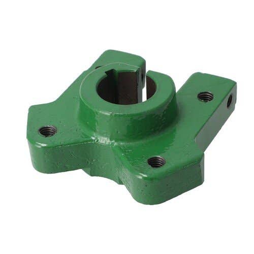 135261 | Hub - Chaffer Frame Shoe Drive - Flywheel End | John Deere S550 S660 S670 S670HM S680 S680HM S690 S690HM S760 S770 S780 S785 S790 T550 T560 T660 T670 W540 W550 W650 W660 9570 STS 9670 STS 9770 STS 9870 STS |  | H223674