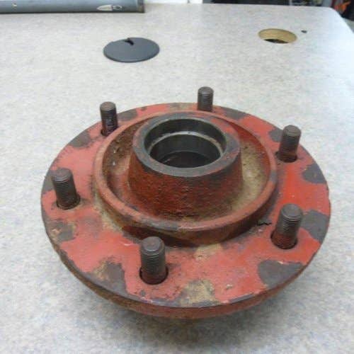 Used Wheel Hub fits International 781 881 315 480 490 510 610 700 710 760 465493R2 fits Case IH 485 496 501 596 700 720 730 735 760 770 800 465493R2 Used Wheel Hub fits International 781 881 315 480 490 510 610 700 710 760 465493R2 fits Case IH 485 496 501 596 700 720 730 735 760 770 800 465493R2