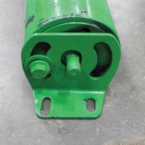 436665 | Hydraulic Accumulator | John Deere 9470R 9520R 9570R 9620R |  | RE567609
