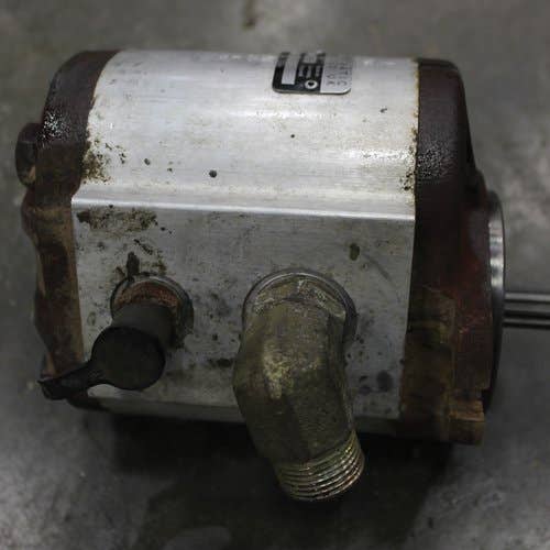 434982 | Hydraulic Axle Lube Pump - Dynamatic | John Deere 9300T 9320T 9400T 9420T 9430T 9520T 9530T 9620T 9630T |  | RE168168