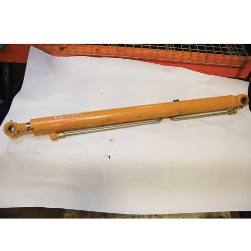 Used Hydraulic Boom Cylinder fits Case 440CT 430 440 60XT 70XT 87438190 87705799 Used Hydraulic Boom Cylinder fits Case 440CT 430 440 60XT 70XT 87438190 87705799