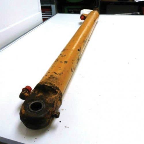 423249 | Hydraulic Boom Cylinder | Case 1845C |  | G109773 | 117903A1