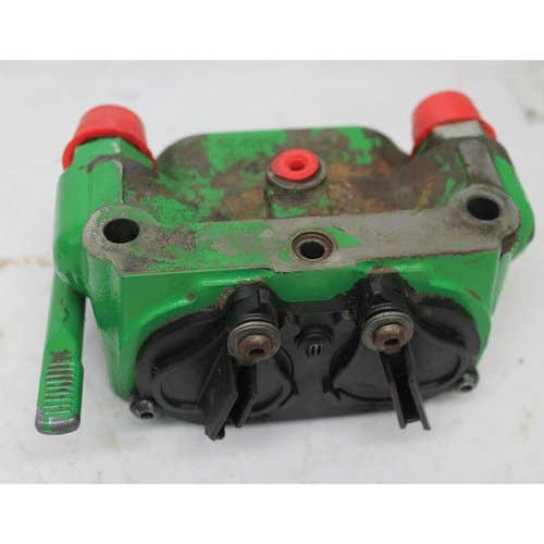 Used Hydraulic Breakaway Coupler Dual fits John Deere 7630 7720 7730 7820 7830 7920 7930 RE211863 Used Hydraulic Breakaway Coupler Dual fits John Deere 7630 7720 7730 7820 7830 7920 7930 RE211863