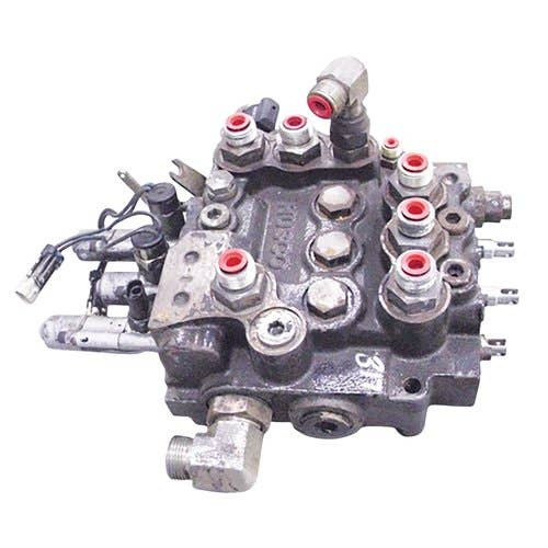 430174 | Hydraulic Control Valve - Foot Controls | John Deere CT315 CT322 313 315 317 320 |  | AT341095