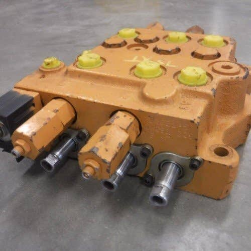 Used Hydraulic Control Valve fits Case 75XT 251831A5 251831A4 251831A2