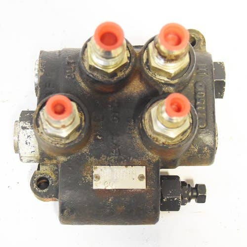 Used Hydraulic Control Valve fits Case 410 420 420CT 430 440 440CT 87447793