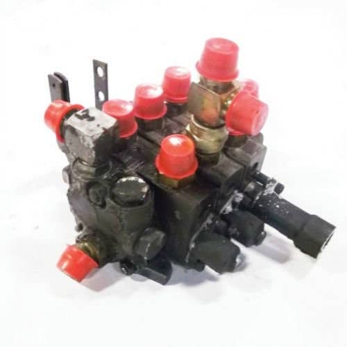 Used Hydraulic Control Valve fits Gehl SL6625 6625 079107 Used Hydraulic Control Valve fits Gehl SL6625 6625 079107