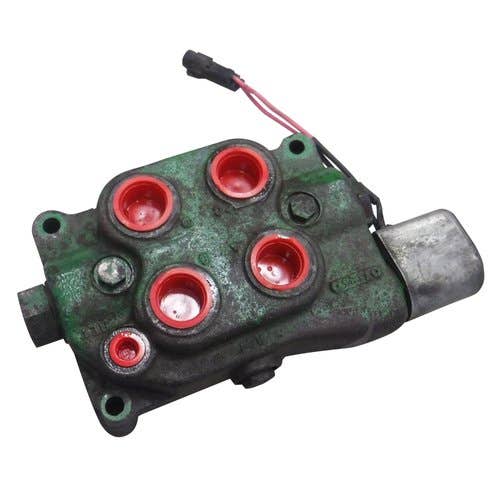 437135 | Hydraulic Control Valve | John Deere CTS CTSII 6610 6650 6710 6750 6810 6850 6910 6950 9400 9410 9450 9500 9500 SH 9510 9510 SH 9550 9550 SH 9600 9610 9650 9650 CTS 9650 STS 9750 STS 9986 |  | AH128672