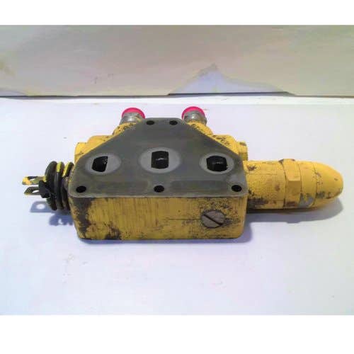 434977 | Hydraulic Control Valve | John Deere 300B 300B 302A 302A 310 310A 310A 310B 310B 400 400 401A 401A 401C 401C 401D 401D 410 500A 500A 500B 500B 500C 500C 510 510 |  | AT29938