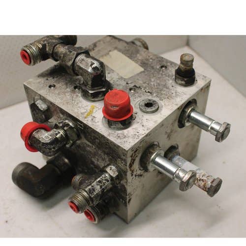 434702 | Hydraulic Control Valve | John Deere S550 S650 S660 S670 S670HM S680 S680HM S690 S690HM S760 S770 |  | AXE19232 | AXE19071