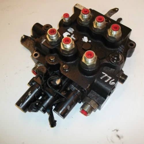 432496 | Hydraulic Control Valve | John Deere 260 270 |  | KV26027
