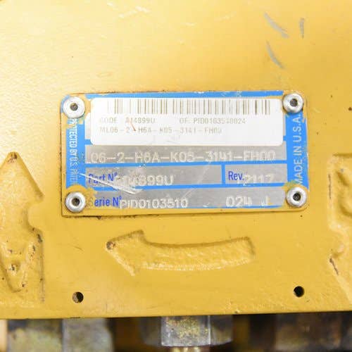 432309 | Hydraulic Drive Motor - Left Hand | Gehl 4640 4640E 4840 4840E 5240 5640 5640E 6640 |  | 193673 | 140571