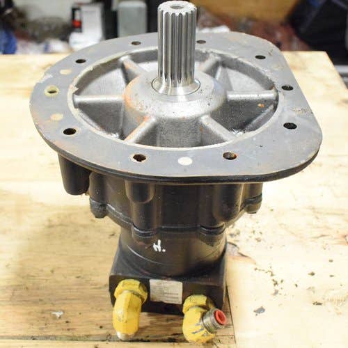 436981 | Hydraulic Drive Motor | LH | John Deere 320D 320E 320G 324E 324G |  | AT364115