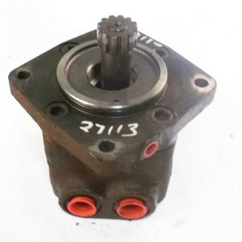 Used Hydraulic Drive Motor - Right Hand Or Left Hand fits Bobcat 742 743 645 753 653 751 6657024 6681605 6649128 161-0079-005 Used Hydraulic Drive Motor - Right Hand Or Left Hand fits Bobcat 742 743 645 753 653 751 6657024 6681605 6649128 161-0079-005