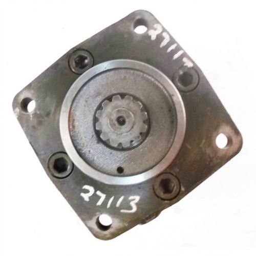 431421 | Hydraulic Drive Motor - Right Hand Or Left Hand | Bobcat 645 653 742 743 751 753 |  | 6681605 | 6657024 | 6649128 | 161-0079-005
