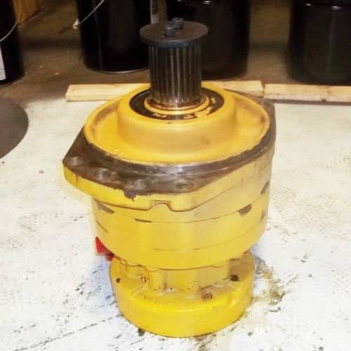 432556 | Hydraulic Drive Motor - Right Hand | Gehl SL7600 7600 7610 7710 7800 7810 |  | 136332