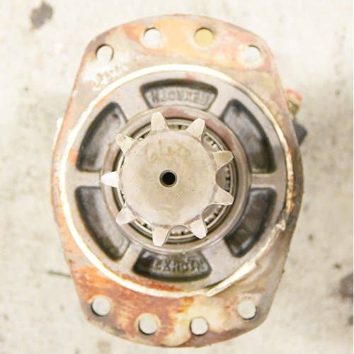 436949 | Hydraulic Drive Motor | Case 420 430 440 | New Holland C190 L190 LS190B |  | 87035341 | 87035341