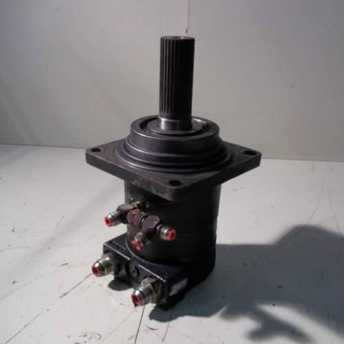 431528 | Hydraulic Drive Motor | Case 40XT |  | 87524993 | 47508312 | 371510A1