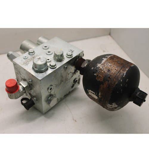 434703 | Hydraulic Header Lift Control Valve | John Deere S550 S650 S660 S670 S670HM S760 S770 |  | AXE36056 | AXE26402