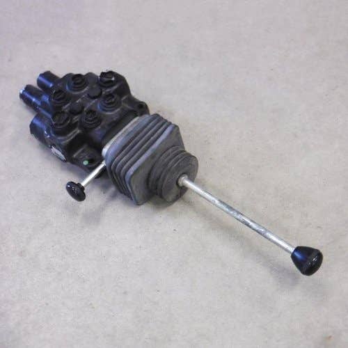 436765 | Hydraulic Joystick Valve | John Deere 510 510 512 522 542 553 563 |  | AW34502
