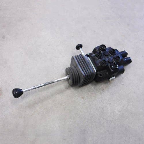 436765 | Hydraulic Joystick Valve | John Deere 510 510 512 522 542 553 563 |  | AW34502