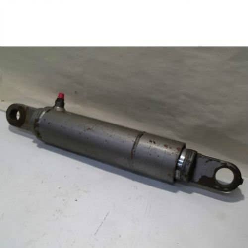 432491 | Hydraulic Lift Cylinder | Massey Ferguson 1105 1135 |  | 1605072M93
