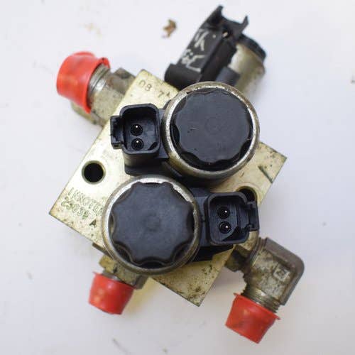 434645 | Hydraulic Manifold-Hydraglide | Gehl 4640 4640E 4840 4840E 5640 5640E 6640 7610 7710 7810 |  | 184363