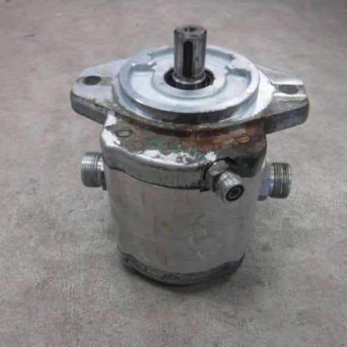 Used Hydraulic Motor Cleaning Fan fits Case IH AFX8010 7010 7120 7230 7240 8010 8120 8230 8240 9120 9230 9240 87105499 87106499 86998058 87106499 Used Hydraulic Motor Cleaning Fan fits Case IH AFX8010 7010 7120 7230 7240 8010 8120 8230 8240 9120 9230 9240 87105499 87106499 86998058 87106499
