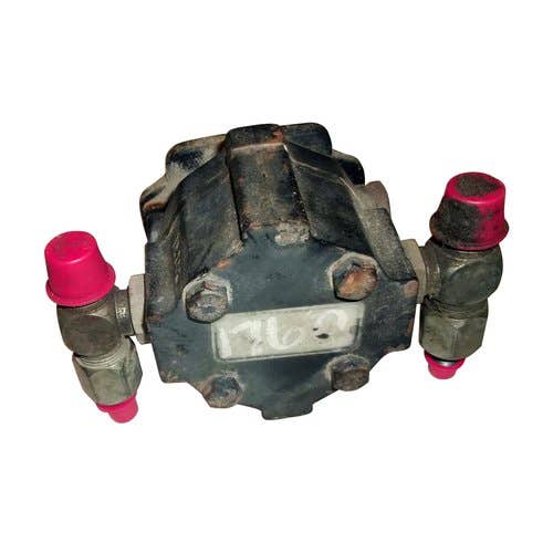 446061 | Hydraulic Motor | John Deere 1700 1710 1720 1730 1750 1760 1760NT 1770 1770NT 1775 1775NT 1780 7200 7240 7300 7340 9200 |  | AA65865