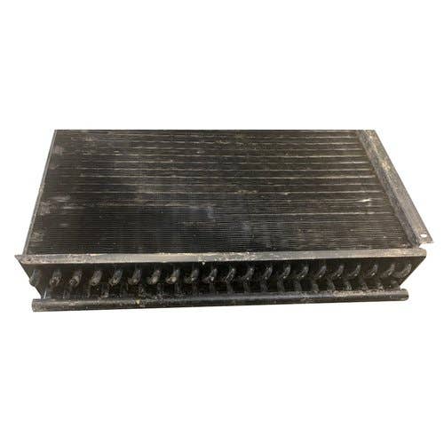 404804 | Hydraulic Oil Cooler | John Deere 9550 9550 SH 9560 9560 SH 9560 STS 9570 STS 9650 9660 9660 CTS |  | AH168467