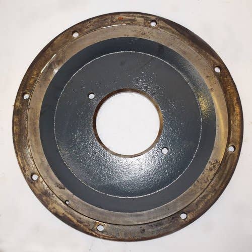 437178 | Hydraulic Pump Adapter Plate | Gehl R135 |  | 50302122