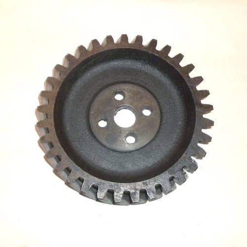 435832 | Hydraulic Pump Camshaft Gear | Ford NAA 501 541 600 601 611 620 621 630 631 640 641 650 651 660 661 671 681 700 701 740 741 761 771 800 801 811 820 821 840 841 850 851 860 861 871 881 900 901 941 950 951 960 961 971 981 |  | EAF907B | EAF907B