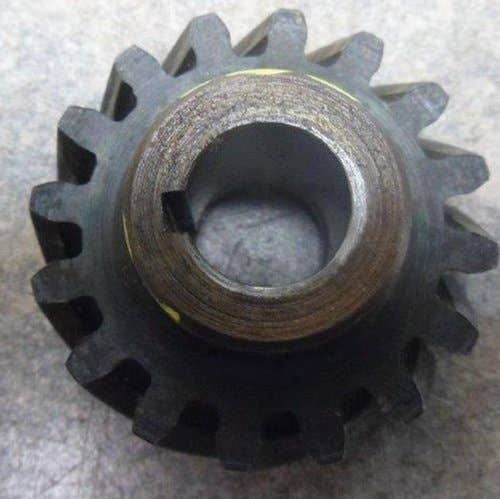 434083 | Hydraulic Pump Gear | International | Farmall | IH C Super A Super C 100 130 140 140 200 230 240 240 330 340 340 404 424 444 444 2404 2404 2424 2424 2444 2444 | Case IH 275 |  | 350709R1