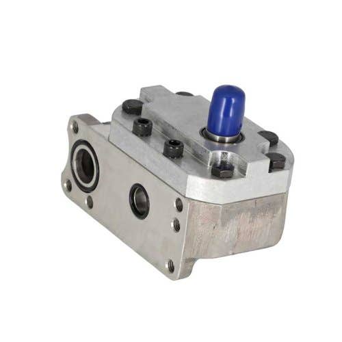 104242 | Hydraulic Pump | International | Farmall | IH 766 786 886 966 986 1066 1086 1466 1486 1566 1568 1586 3088 3288 3688 |  | 120114C91 | 120114C92 | 133441C91 | 133441C92 | 1949302C1