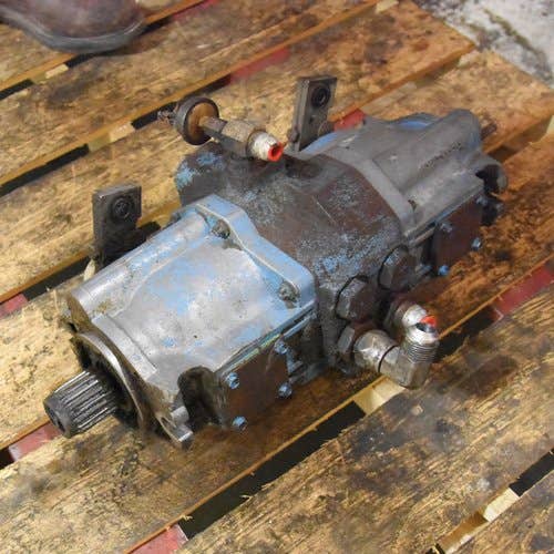 431561 | Hydraulic Pump - Tandem | Bobcat 641 642 643 |  | 6648981 | 6630101 | 6630534 | 451808 | 567685