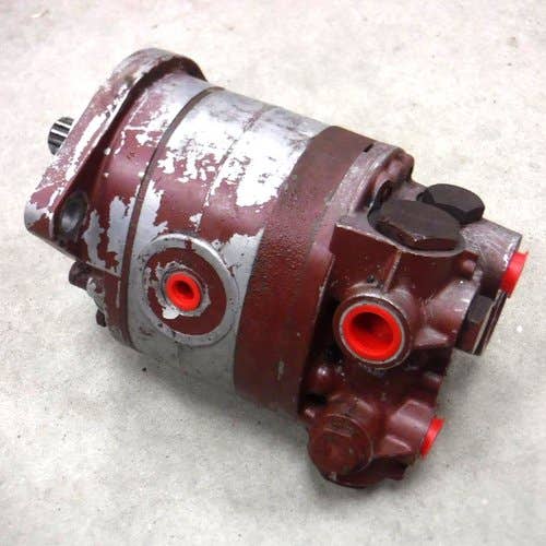 Used Hydraulic Pump fits Allis Chalmers 180 185 190 190XT 200 210 7000 70260831