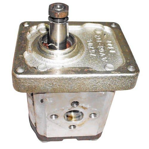 457797 | Hydraulic Pump | Case IH JX70U JX80U JX90U JX100U JX1060C JX1070C JX1075C JX1085C JX1095C | New Holland TL70 TL80 TL90 TL100 TN55 TN55D TN55S TN60A TN60DA TN60SA TN65 |  | 5170561 | 5170561 | 5168841 | 5170560 | 5170560 | 5168841 | 0510725085