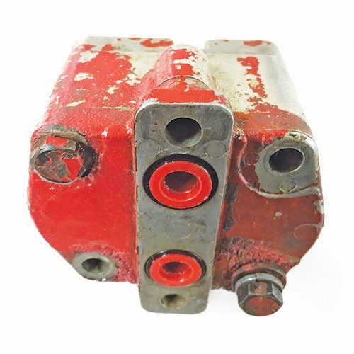 404229 | Hydraulic Pump | International | Farmall | IH A C Super A Super C 100 130 140 140 200 230 |  | 350707R96 | 355370R96 | 360689R92 | 360945R2 | 360946R92 | 383015R94 | 384506R94
