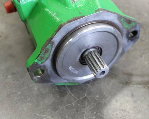 437419 | Hydraulic Pump | John Deere 7220 7320 7420 7520 |  | AL161044 | 7986493 | 8408846703