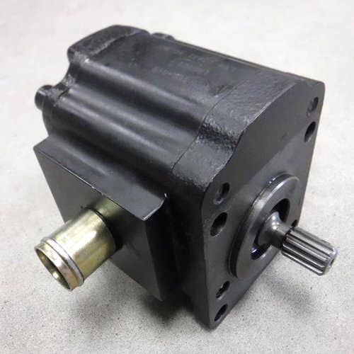 Used Hydraulic Pump fits John Deere 4500 4600 4700 4500 LVA10331