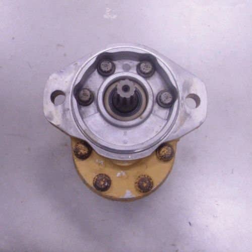 423529 | Hydraulic Pump | Gear Pump | John Deere 6675 | New Holland L553 L555 L565 LX565 SL45B |  | MG86528339 | 86528339 | MG690857 | 690857