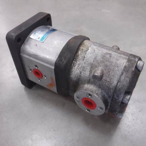 433922 | Hydraulic Pump | Gear Pump | Kubota L3350 L3750 L4150 M4030 M4050 M5030 |  | 35430-82200 | 35430-82202 | 35430-82203