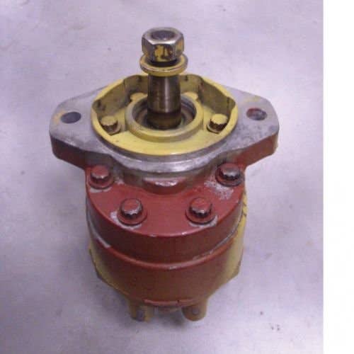 Used Hydraulic Pump fits New Holland TR85 TR86 TR87 TR88 TR89 TR96 TR97 TR98 TR99 971 973 86542590