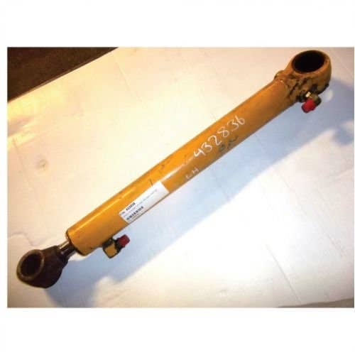 Used Hydraulic Tilt Cylinder - LH fits John Deere 240 250 317 320 AH211533 Used Hydraulic Tilt Cylinder - LH fits John Deere 240 250 317 320 AH211533
