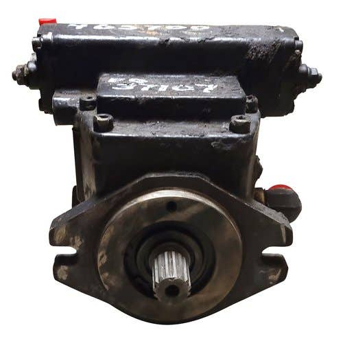 465700 | Hydraulic Wheel Motor | Right Front | Left Front | Left Rear | Willmar 745 765 765HT |  | WR26414