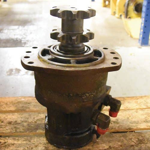 431781 | Hydrostatic Drive Motor | Case 450 465 |  | 87249721