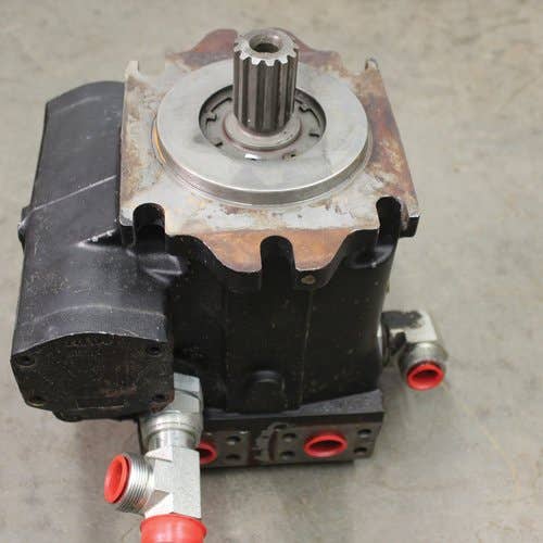 Used Hydrostatic Drive Pump fits Case IH 7120 7230 8120 8230 9120 9230 9240 87634754