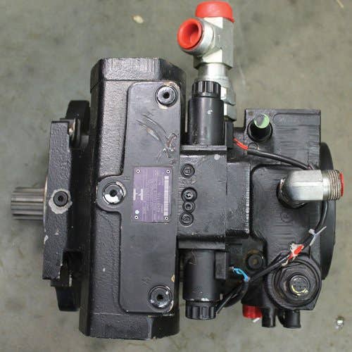 498086 | Hydrostatic Drive Pump | Case IH 7120 7230 8120 8230 9120 9230 |  | 87634754